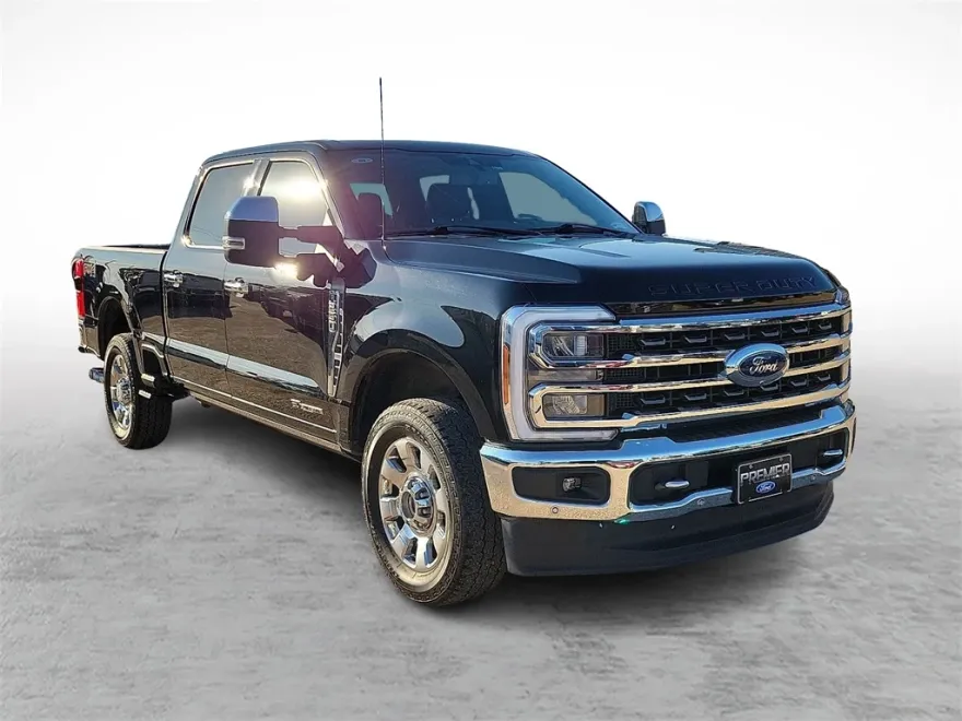 2023 Ford F-250 King Ranch photo 1