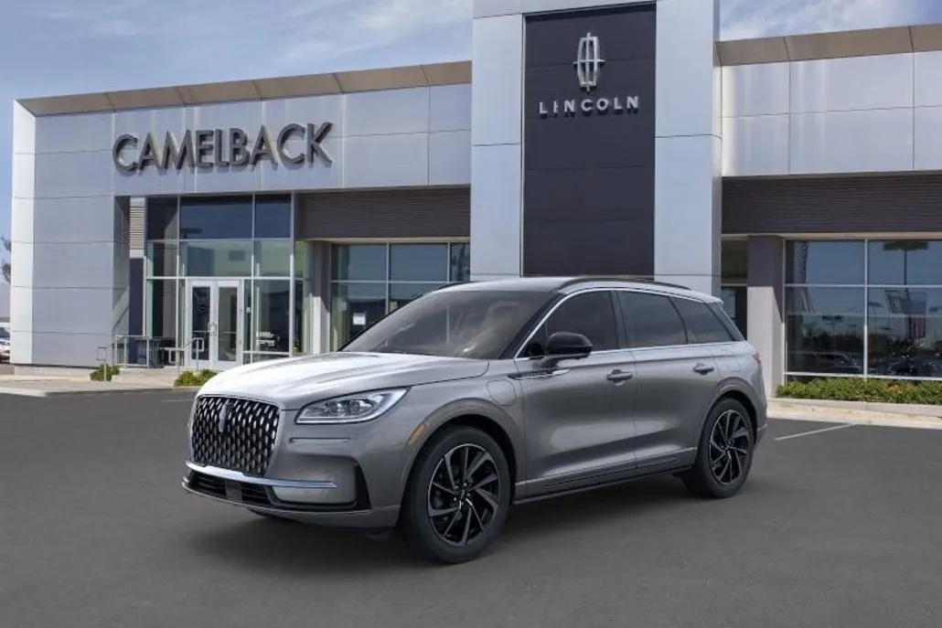 2025 Lincoln Corsair Grand Touring photo 1