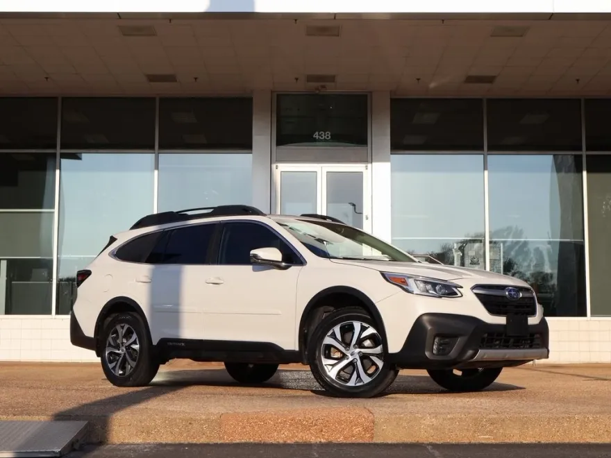 2021 Subaru Outback Limited photo 1