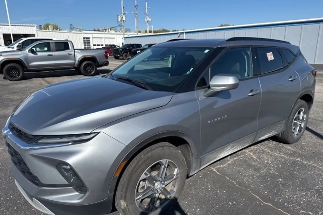 2024 Chevrolet Blazer 2LT photo 1