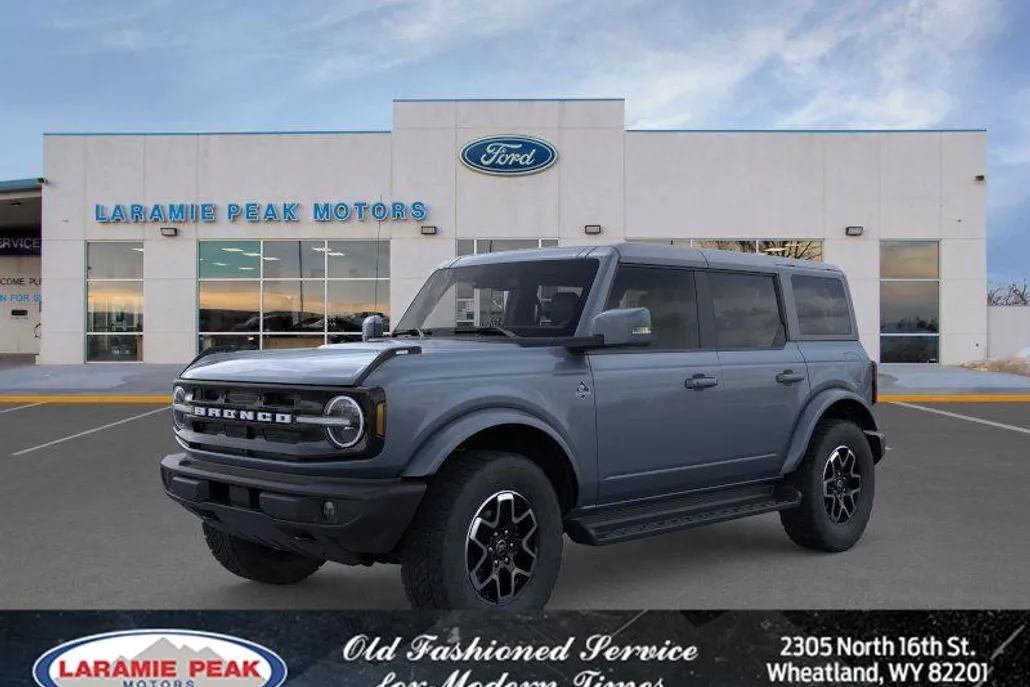 2025 Ford Bronco Outer Banks photo 1