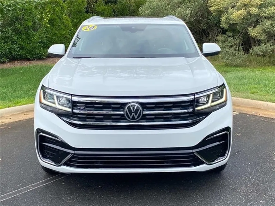 2020 Volkswagen Atlas Cross Sport V6 SEL R-Line photo 1