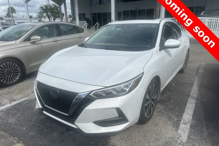 2022 Nissan Sentra SV photo 1