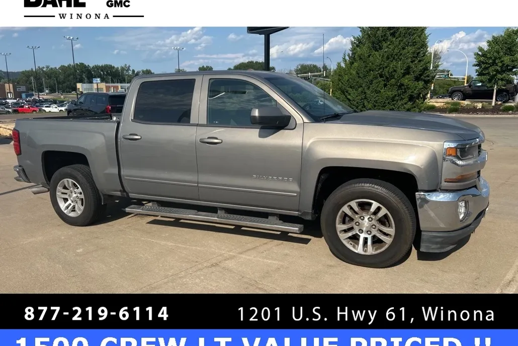 2017 Chevrolet Silverado 1500 LT photo 1