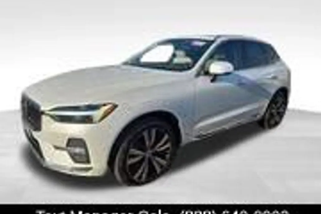 2023 Volvo XC60 Plus photo 1