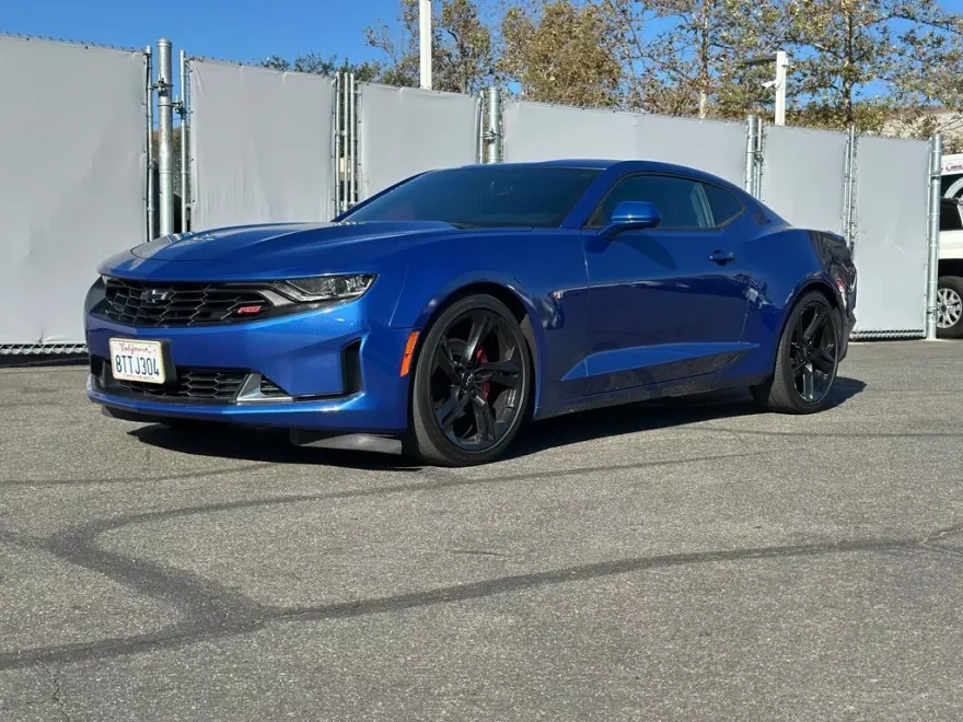 2020 Chevrolet Camaro 1LT photo 1