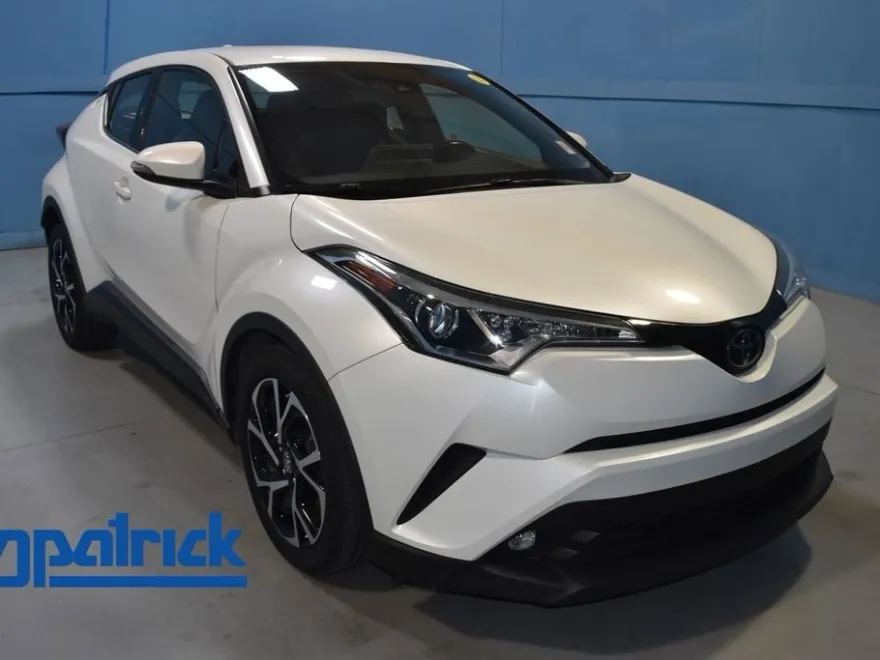 2019 Toyota C-HR Limited photo 1