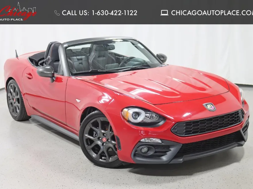 2018 Fiat 124 Spider photo 1