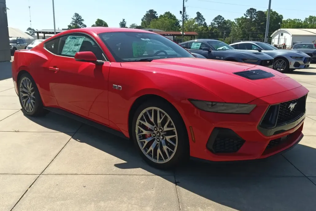 2025 Ford Mustang GT Premium photo 1