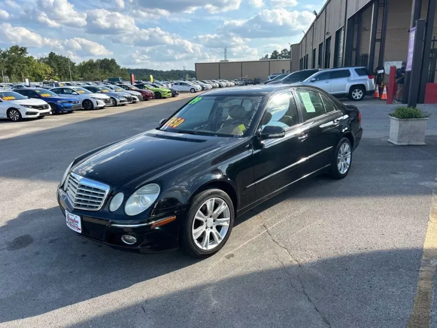 2009 Mercedes Benz E Sedan Sport 4MATIC photo 1