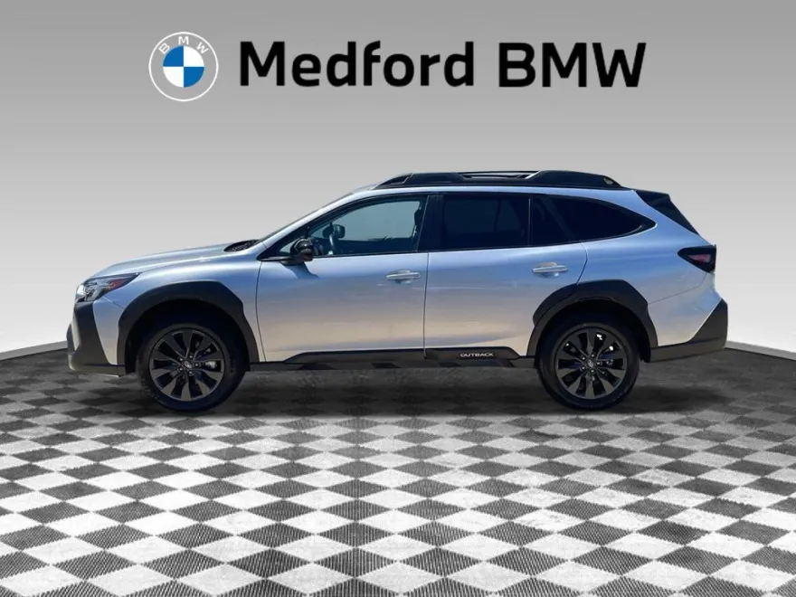 2024 Subaru Outback Onyx Edition photo 1