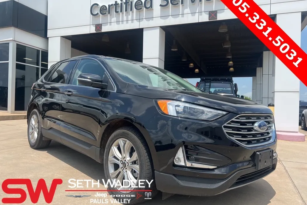 2024 Ford Edge Titanium photo 1