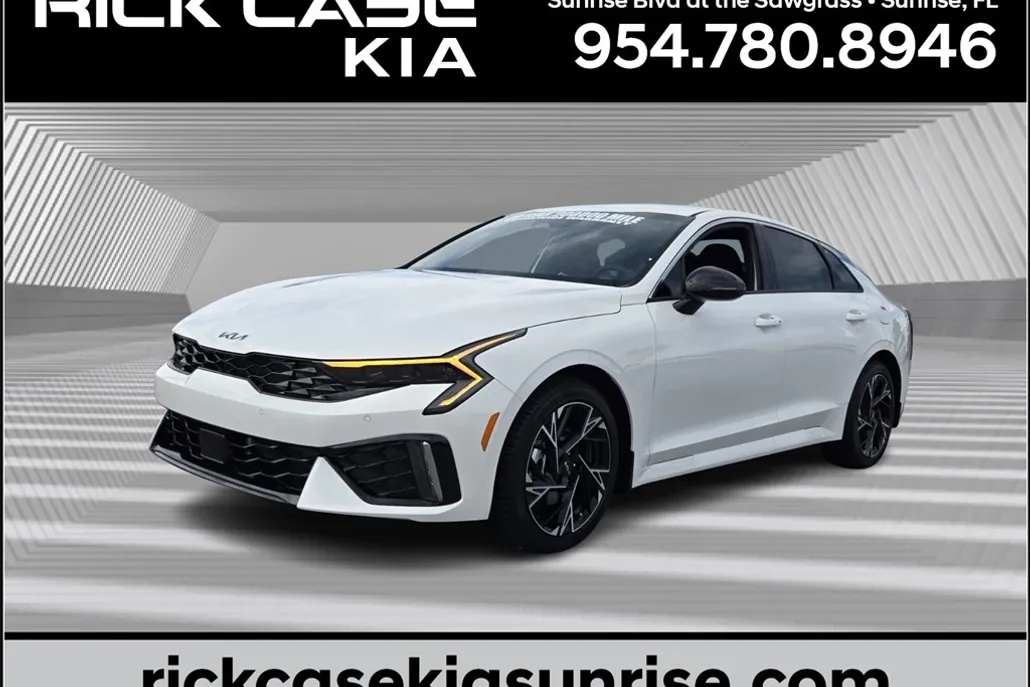 2026 Kia K5 GT-Line photo 1
