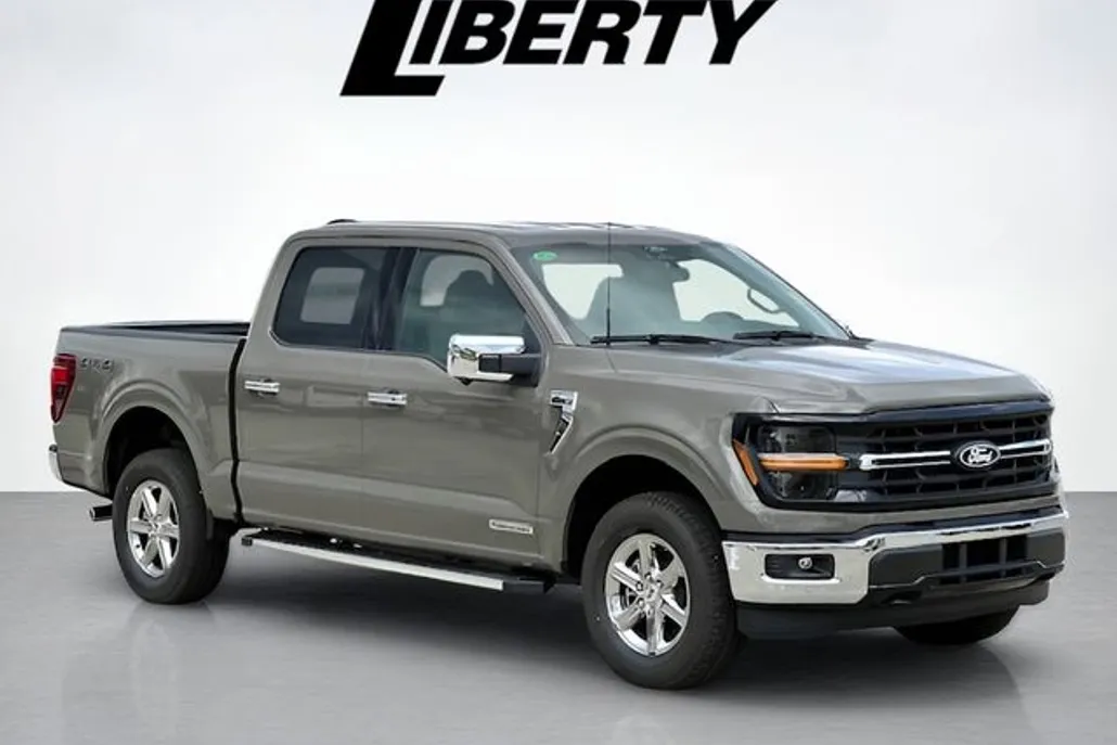 2025 Ford F-150 XLT photo 1