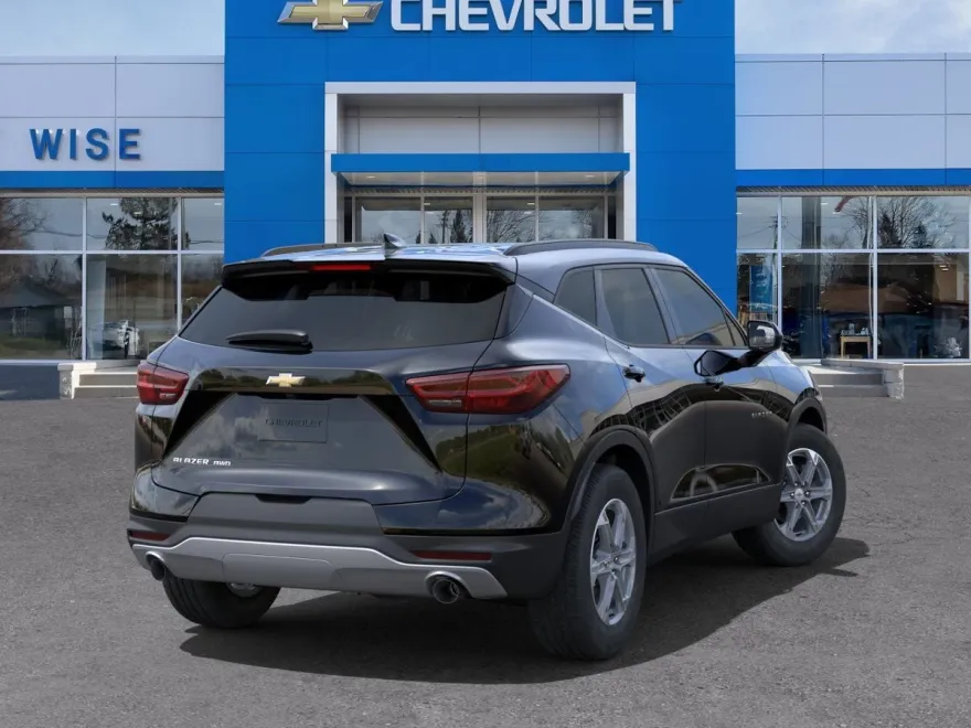 2025 Chevrolet Blazer 2LT photo 1
