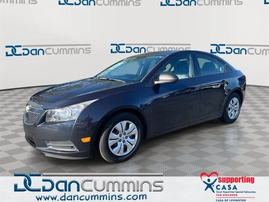 2014 Chevrolet Cruze LS photo 1