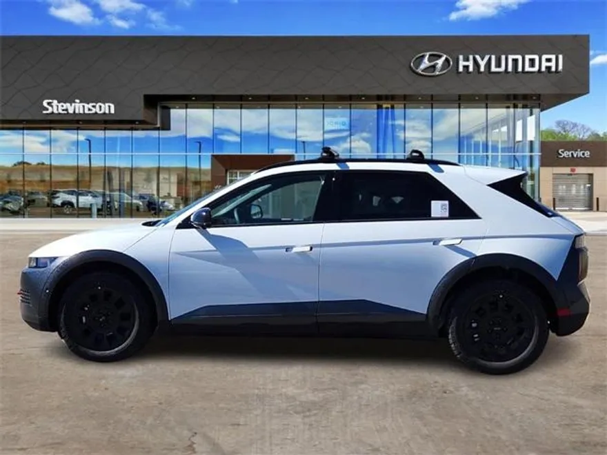 2025 Hyundai Ioniq 5 photo 1