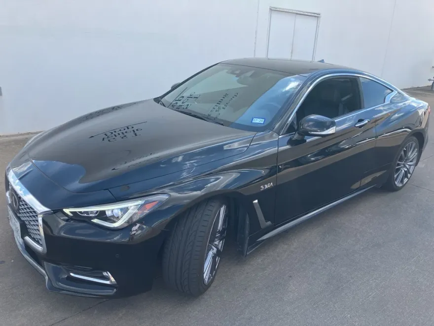 2017 Infiniti Q60 Red Sport 400 photo 1