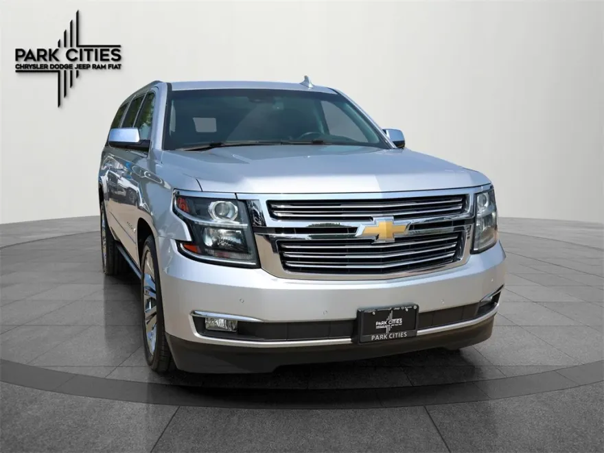 2017 Chevrolet Suburban Premier photo 1