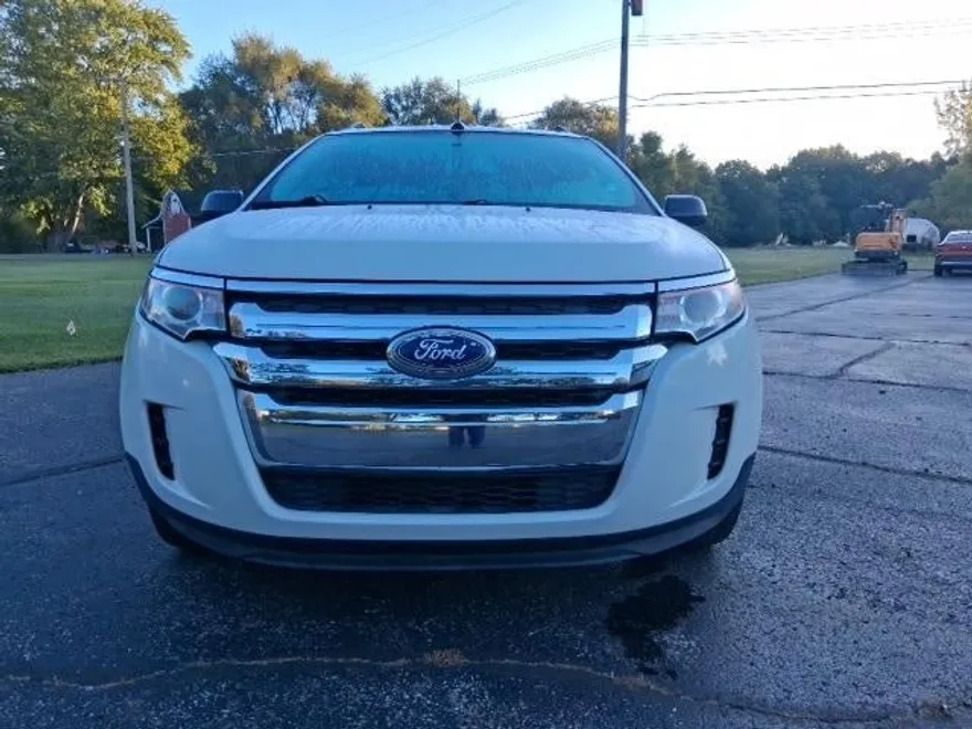 2012 Ford Edge SE photo 1