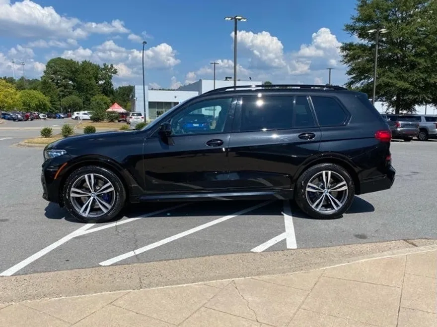 2020 Bmw X7 M50i photo 1