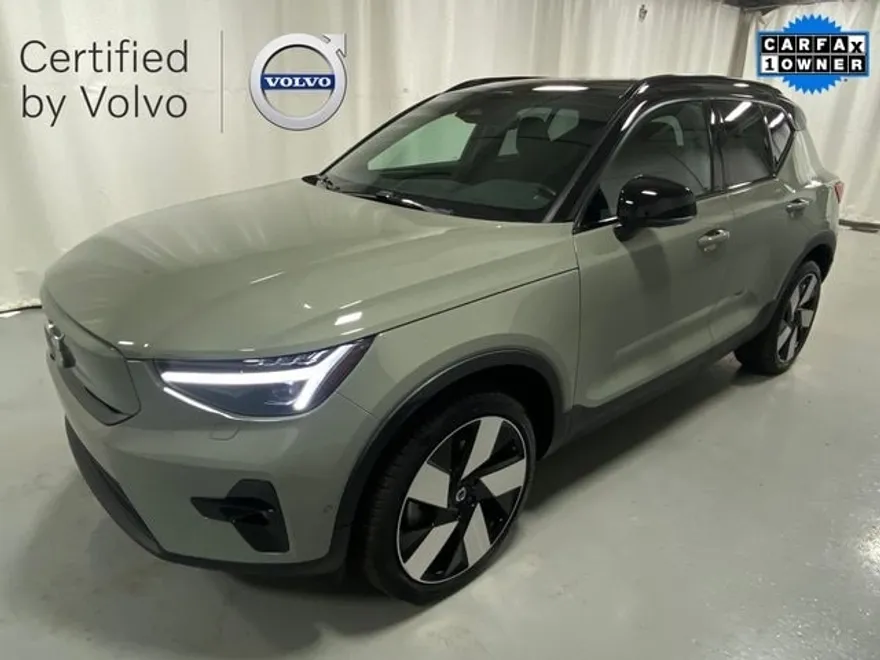 2023 Volvo XC40 Recharge Ultimate photo 1
