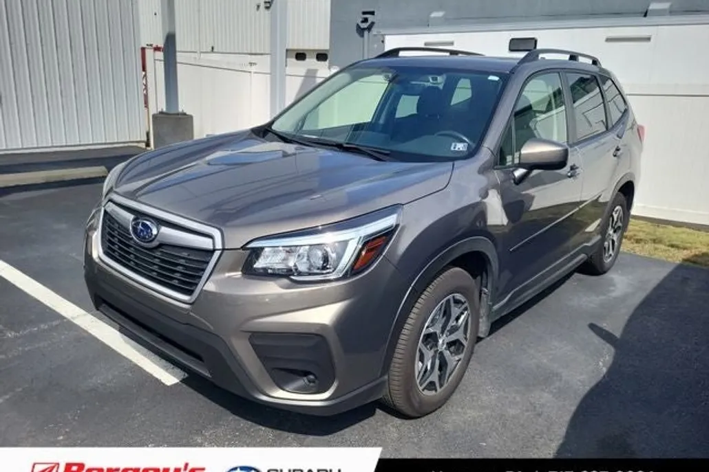 2020 Subaru Forester Premium photo 1