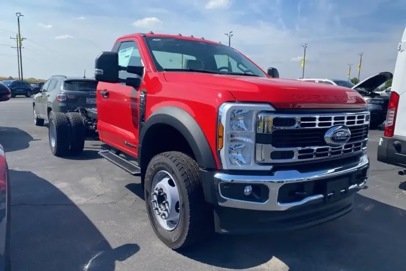 2026 Ford F-600 photo 1