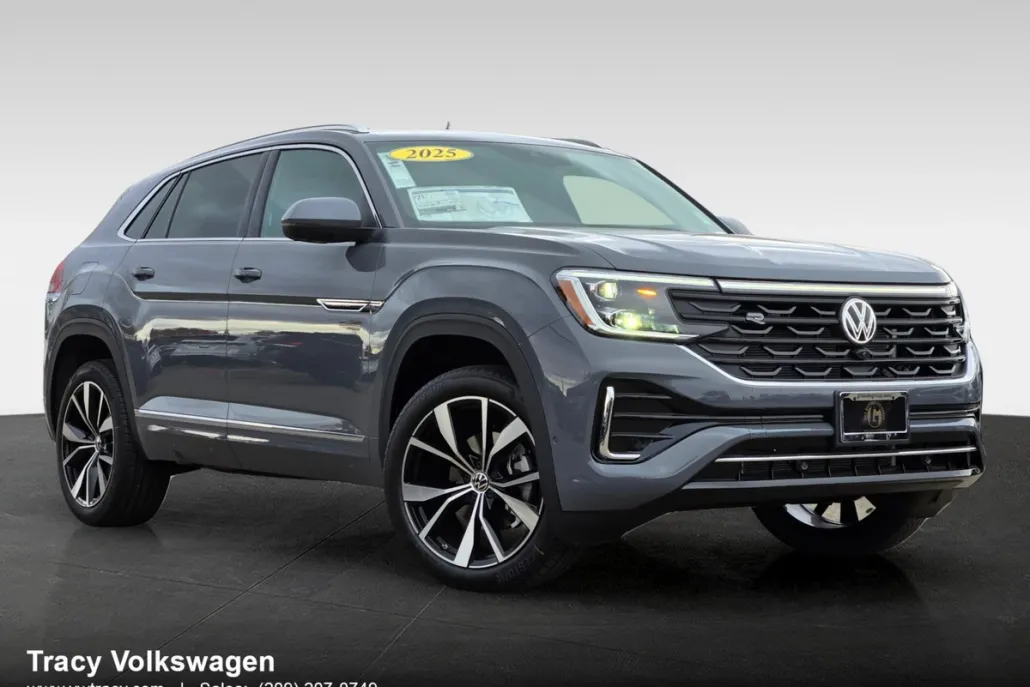 2025 Volkswagen Atlas Cross Sport SEL Premium R-Line photo 1