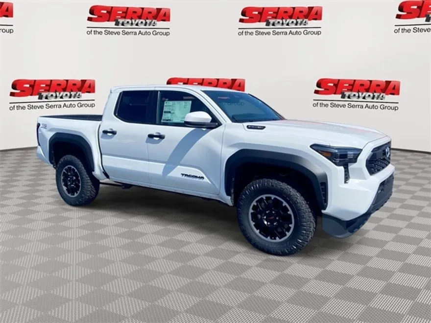 2025 Toyota Tacoma TRD Off-Road photo 1