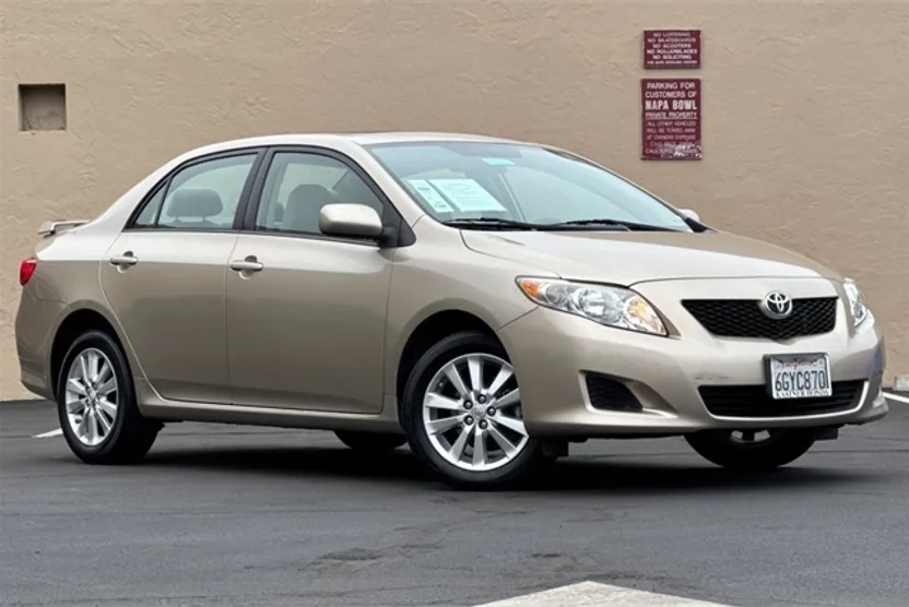 2009 Toyota Corolla XLE photo 1