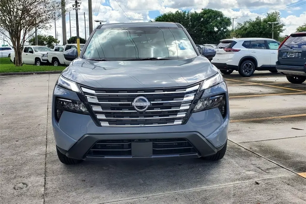 2026 Nissan Rogue SV photo 1