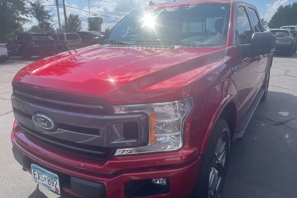 2020 Ford F-150 XLT photo 1