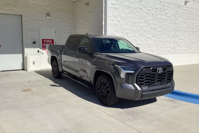 2024 Toyota Tundra SR5 CrewMax photo 1