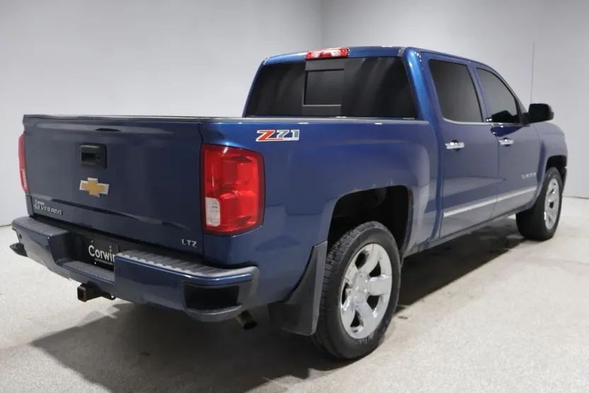 2017 Chevrolet Silverado 1500 LTZ photo 1