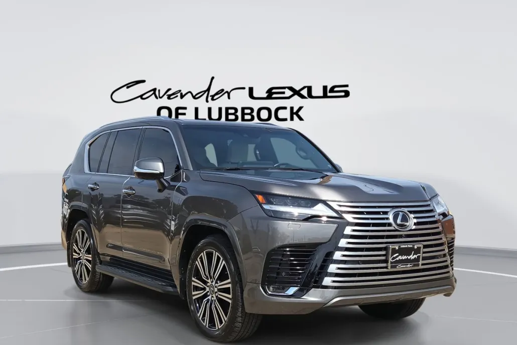 2023 Lexus LX 600 Luxury photo 1