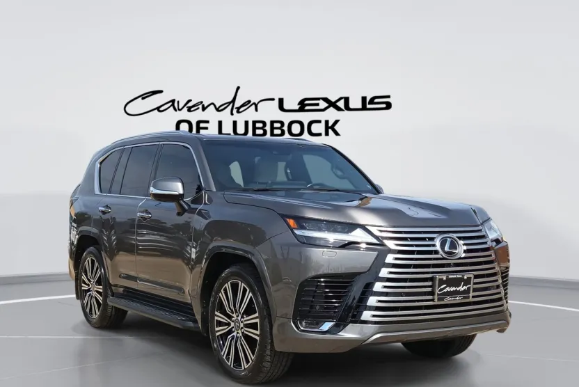 2023 Lexus LX 600 Luxury photo 1