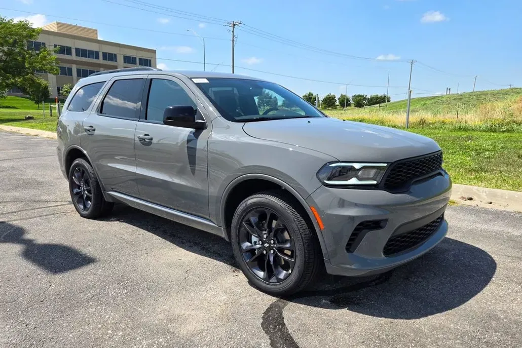 2025 Dodge Durango GT photo 1
