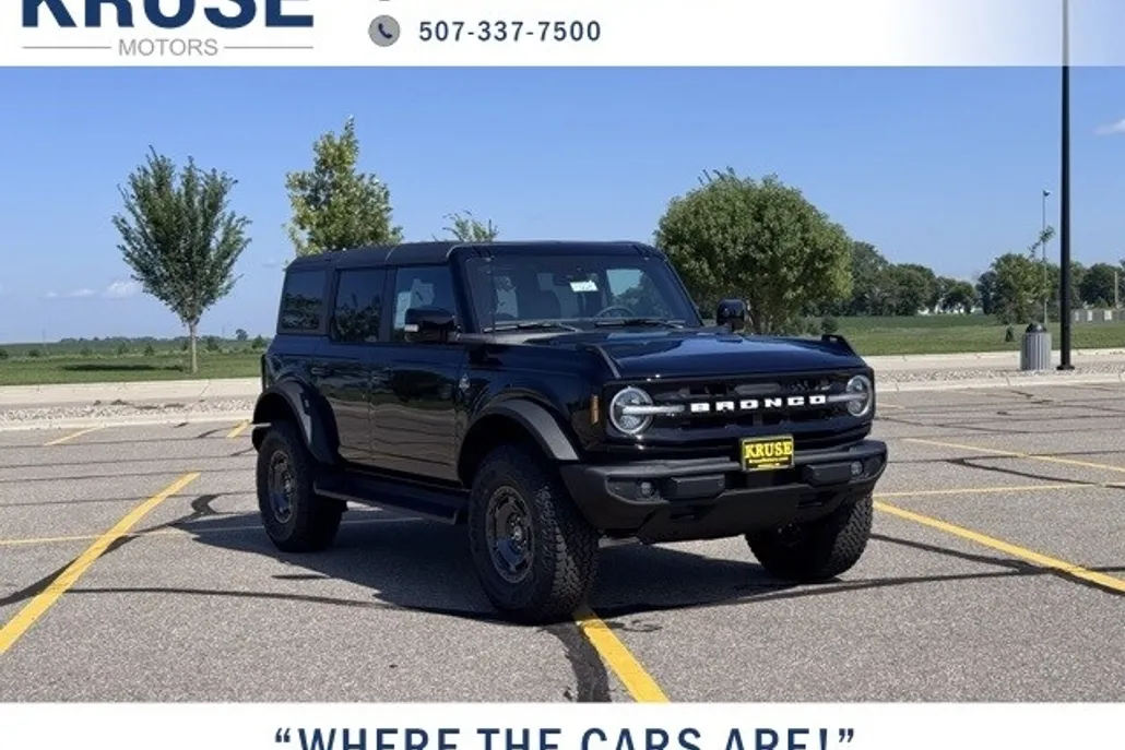 2025 Ford Bronco Outer Banks photo 1