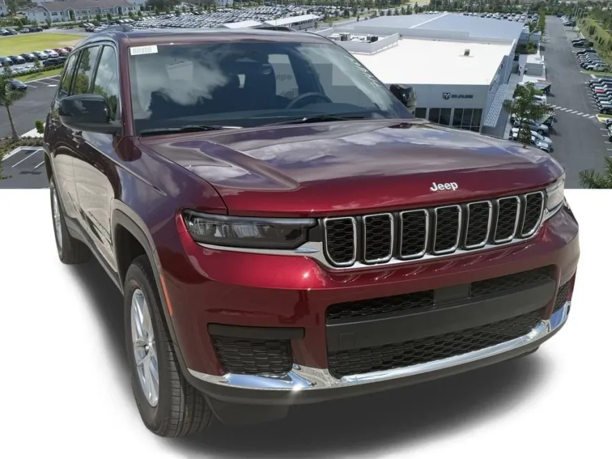 2025 Jeep Grand Cherokee Laredo X photo 1