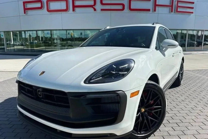 2025 Porsche Macan GTS photo 1