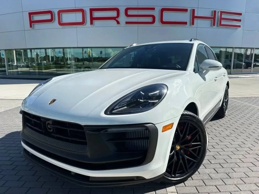 2025 Porsche Macan GTS photo 1