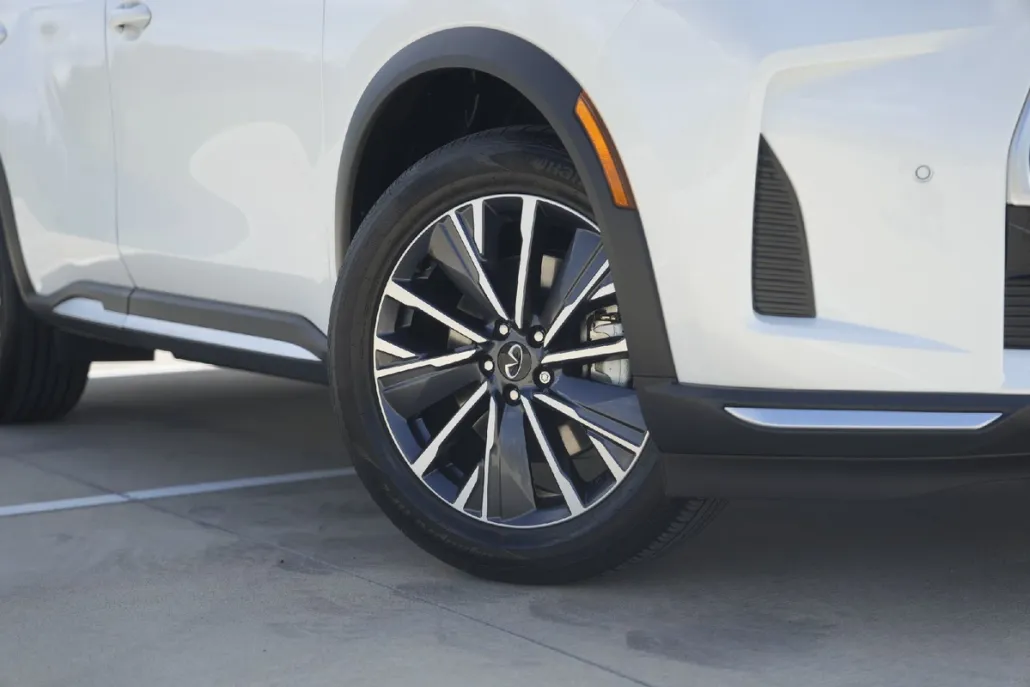 2026 Infiniti QX60 Luxe photo 1