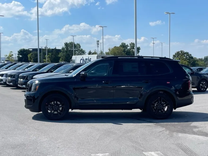 2025 Kia Telluride EX X-Line photo 1