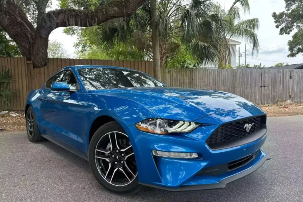 2021 Ford Mustang EcoBoost Premium photo 1