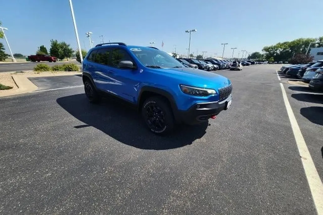 2021 Jeep Cherokee Trailhawk photo 1