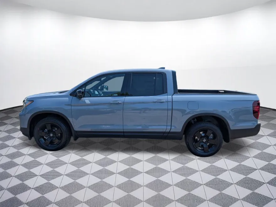 2025 Honda Ridgeline Black Edition photo 1
