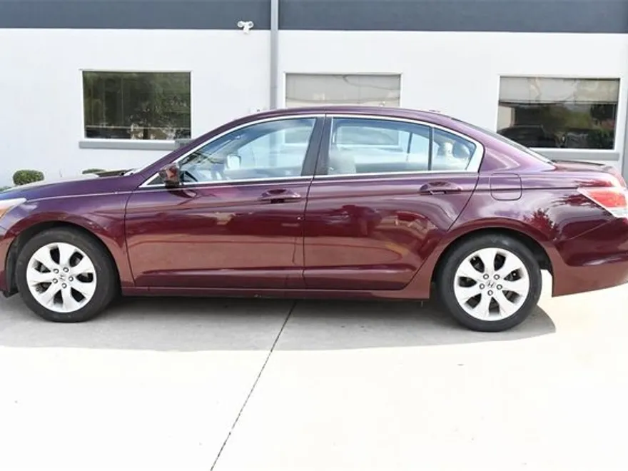 2010 Honda Accord EX-L photo 1