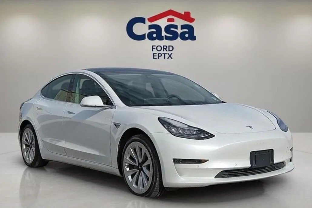 2019 Tesla Model 3 Long Range photo 1
