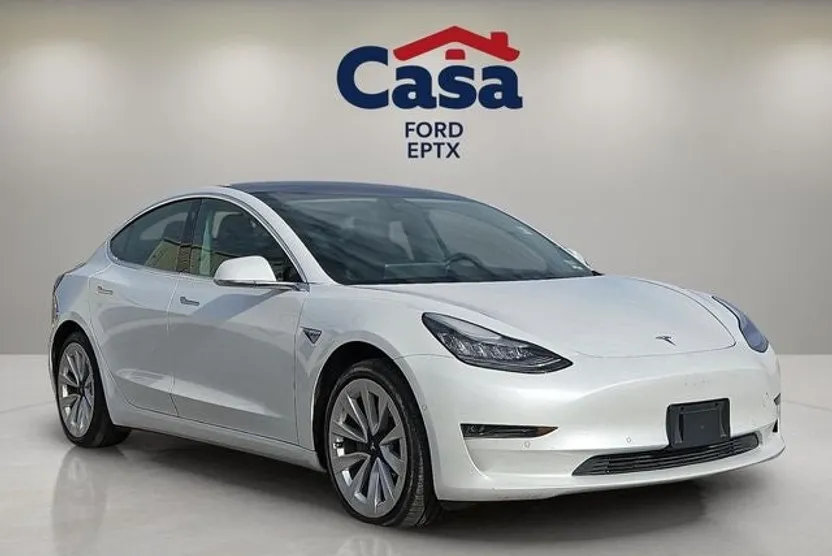 2019 Tesla Model 3 Long Range photo 1